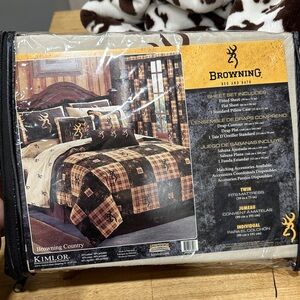 Browning twin sheet set